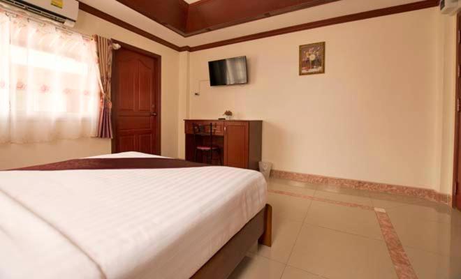 Bluebird Inn Pattaya Luaran gambar